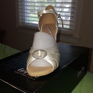 BRAND NEW ballroom dance shoes